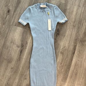 MESHKI Short mini sleeve dress in baby blue size XXS